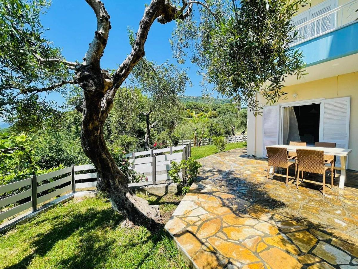 Triantis Apartments Lygia  Buitenkant foto