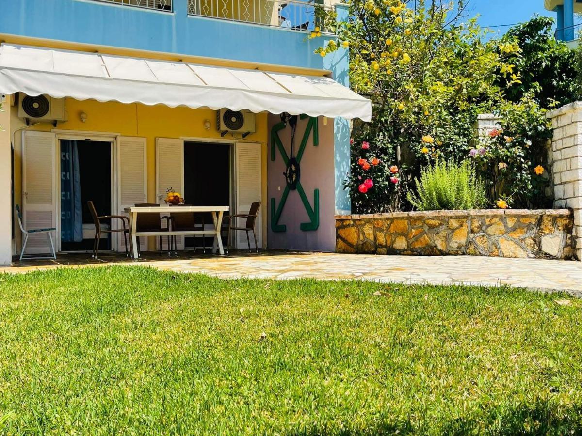 Triantis Apartments Lygia  Buitenkant foto