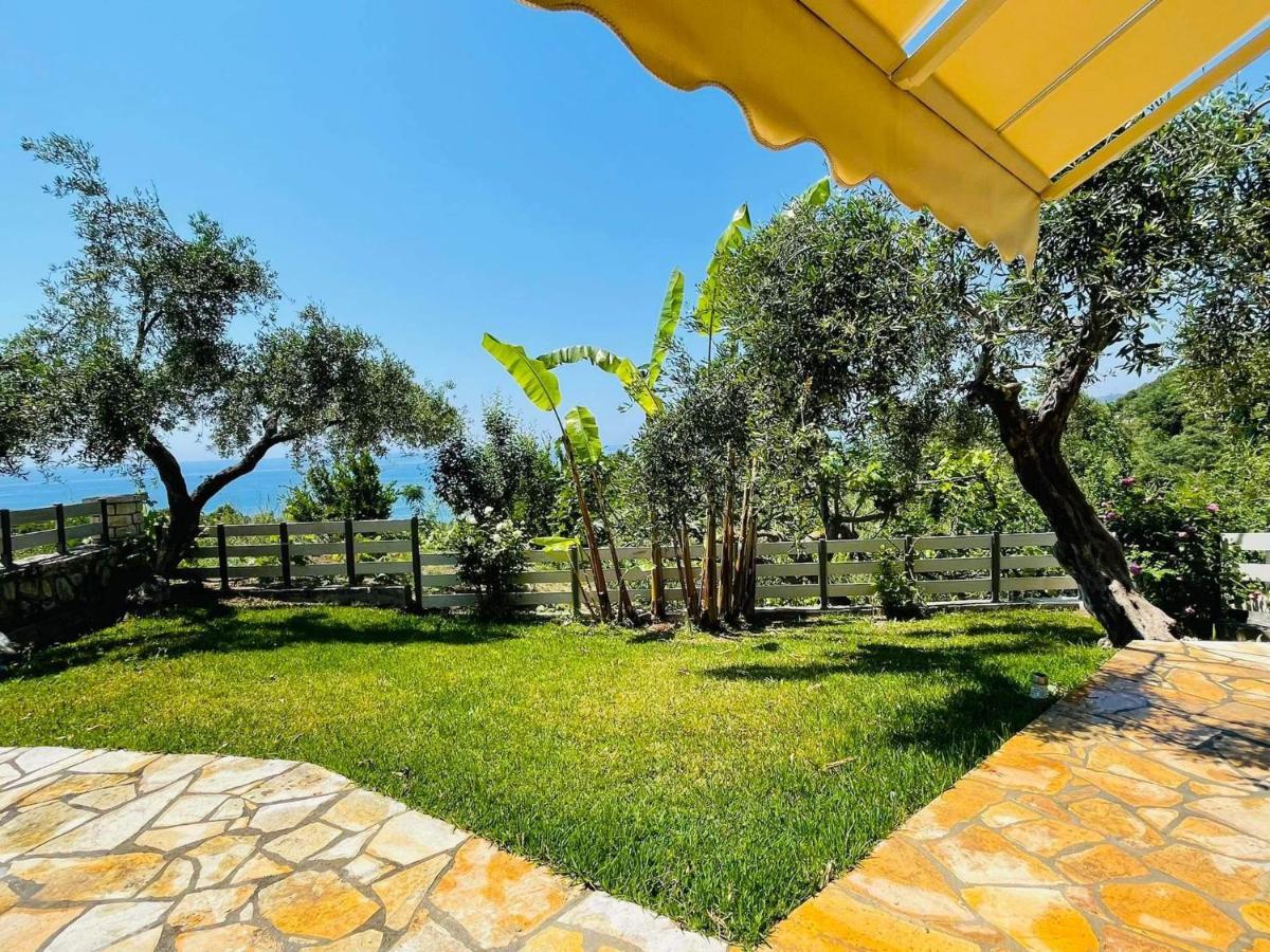 Triantis Apartments Lygia  Buitenkant foto