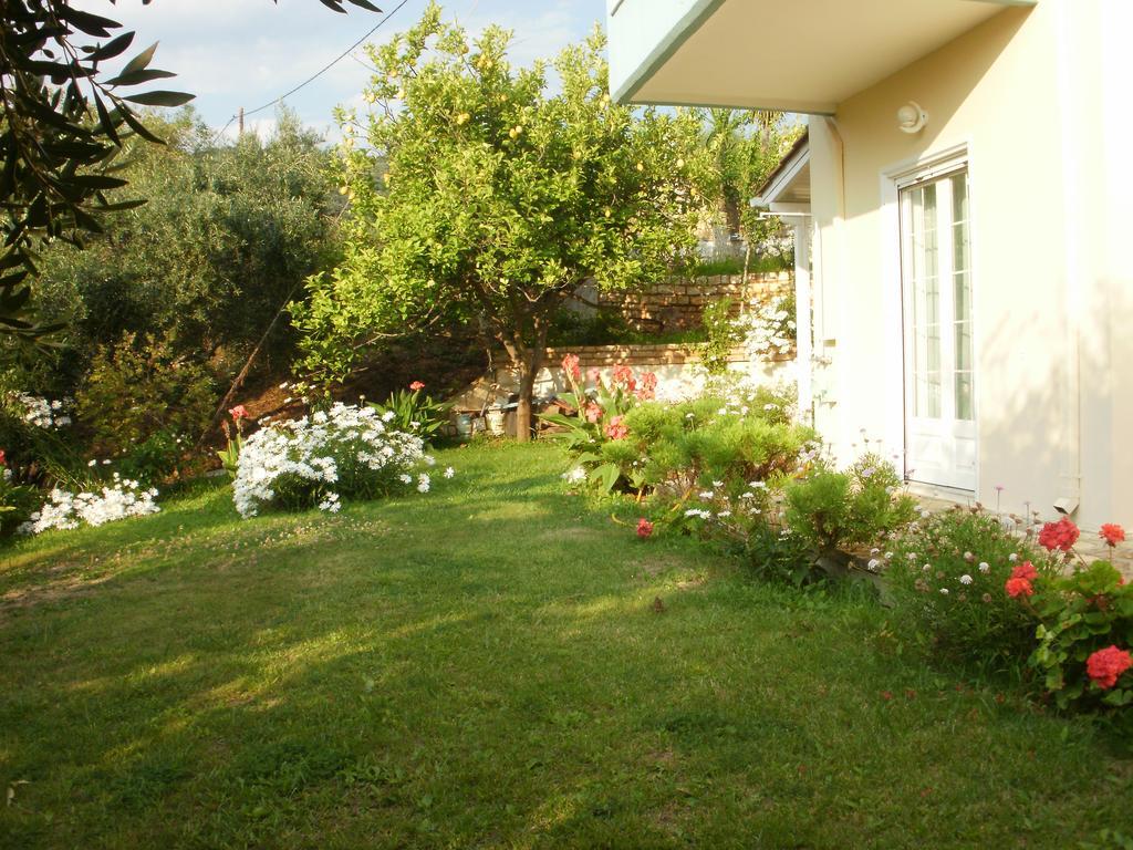 Triantis Apartments Lygia  Kamer foto